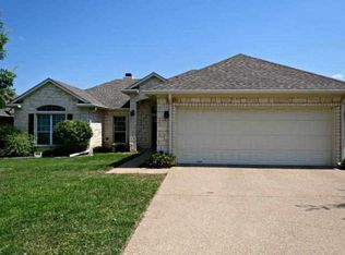 9904 Shawnee Trl, Woodway, TX 76712