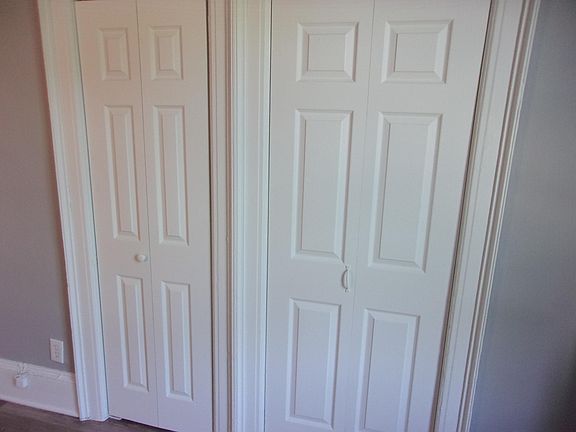 5th image of 228 Summer St APT 5