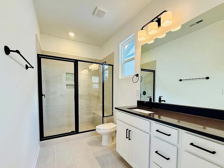 1736 Blanche St #2 — Photo 6