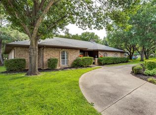 2433 Postbridge Dr, Grand Prairie, TX 75050