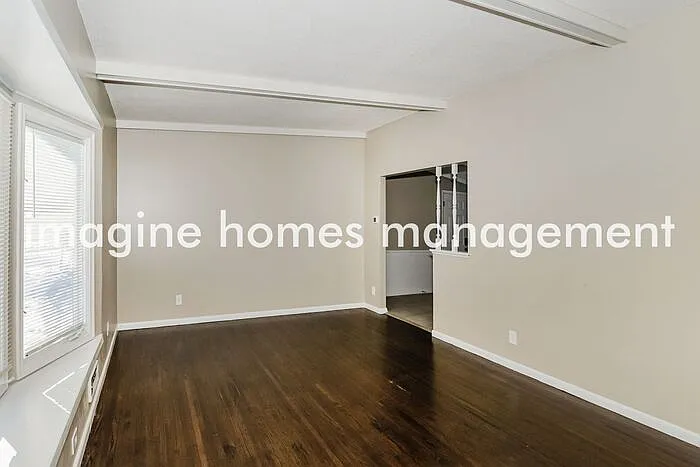 4 bed, 2.0 bath, 2000 sqft, $2,695 — Photo 3