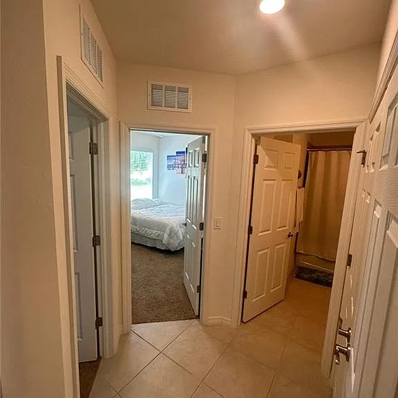 4115 14th Ave NE — Photo 15