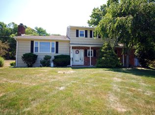 125 Vollers Dr, Branchburg, NJ 08876
