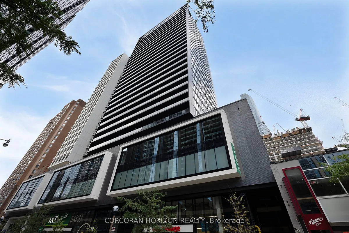 Building Photo - 20 Edward St #Penthouse 1