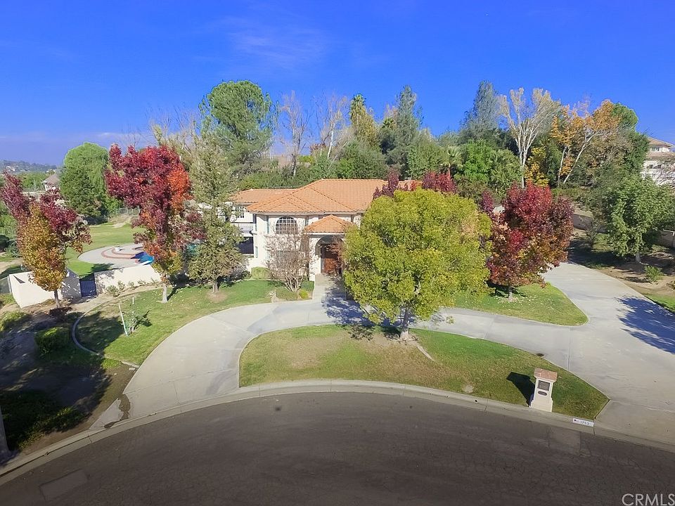 2nd image of 1753 Vista View Ter