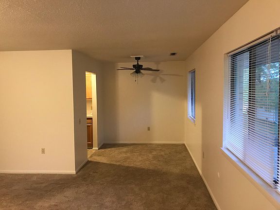 5th image of 1403 Peninsula Dr