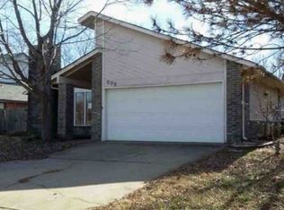 605 W 18th St S, Claremore, OK 74019