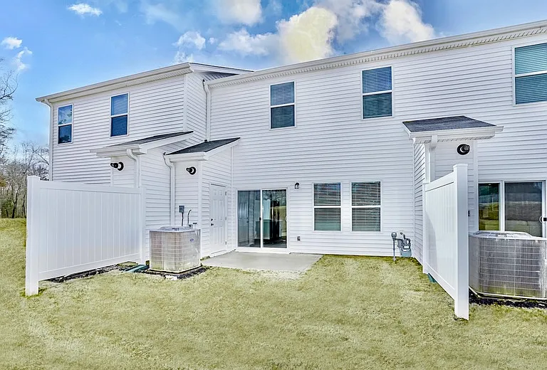 126 Telford Dr #1 — Photo 15