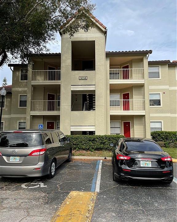 1st image of 3034 Parkway Blvd APT 302