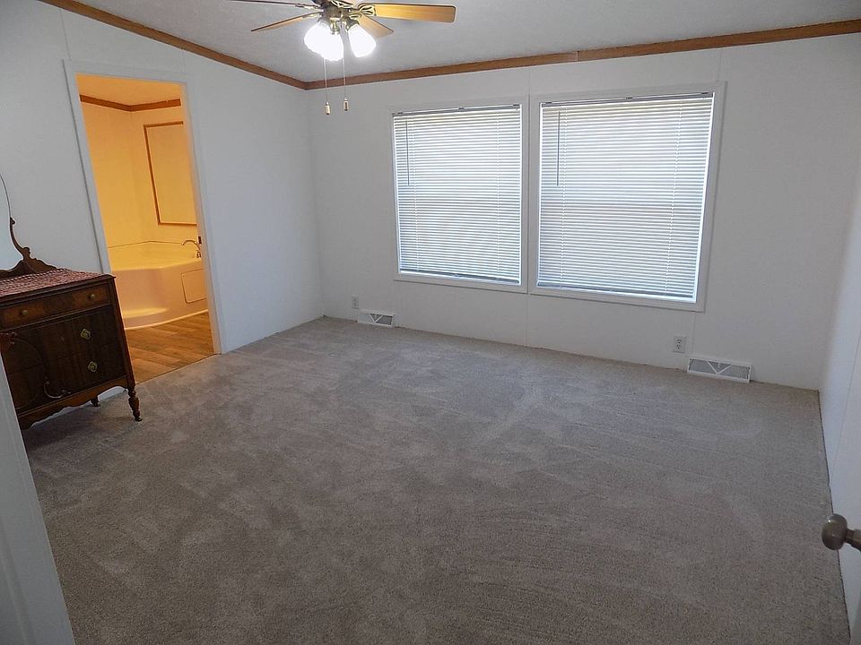 23456 Valley Dr, photo 27