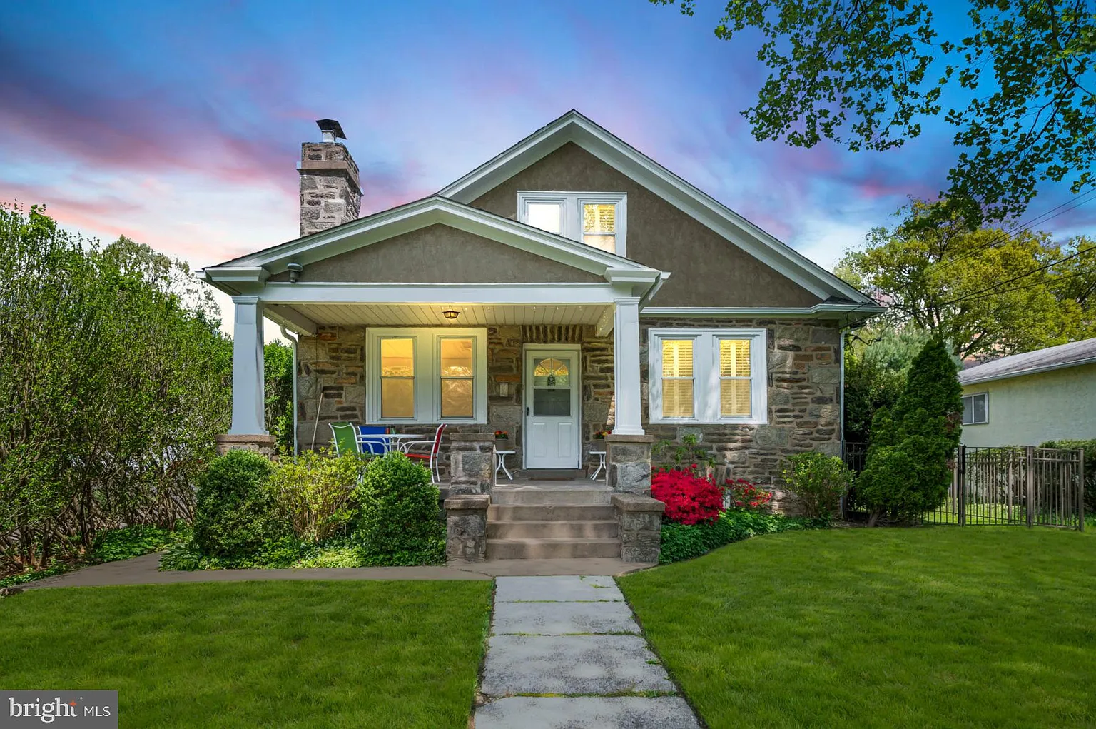 2249 Pleasant Ave photo 1
