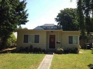 9022 8th Ave NE, Seattle, WA 98115