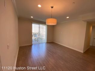 11120 Huston St #410, North Hollywood, CA 91601