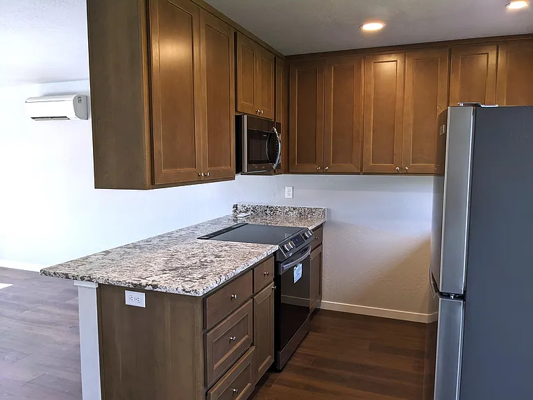 610 N Main St #5A-1 — Photo 8