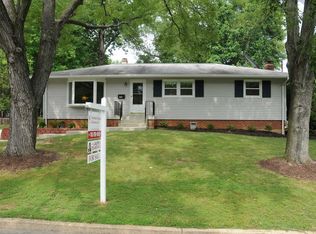 906 Ware St SW, Vienna, VA 22180