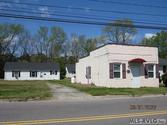 2nd image of 406/408 Spring Ave