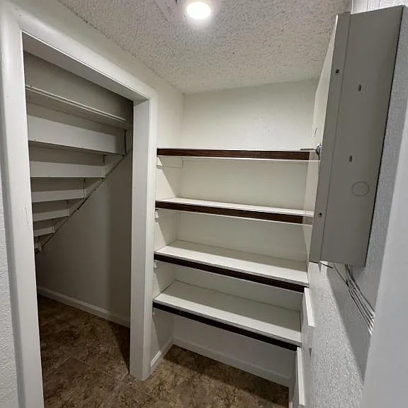 1551 N Heritage Ln — Photo 34
