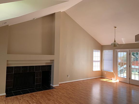 2nd image of 7525 Claymont Dr