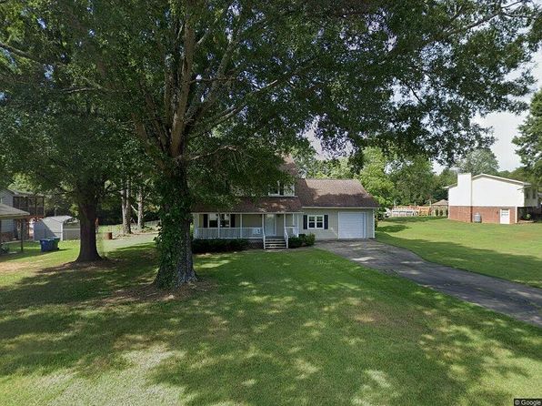 260 Homestead Dr