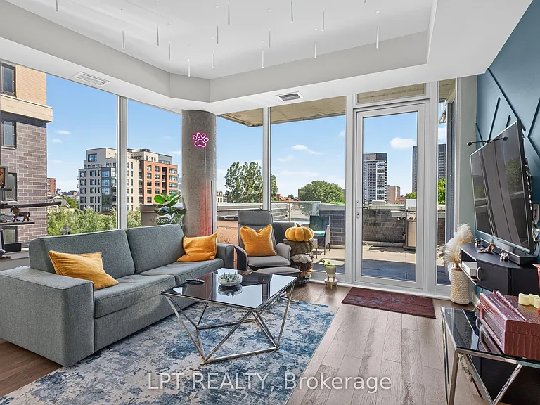 111 Champagne Ave S #307 — Photo 3