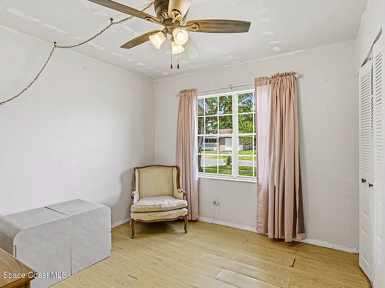 1265 Ethel Cir NE — Photo 18