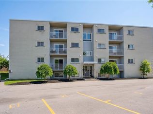 37 Conroy Cres #1, Guelph, ON N1G2V5