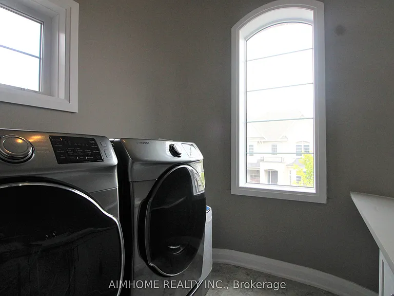 151 Bridgepointe Ct — Photo 19