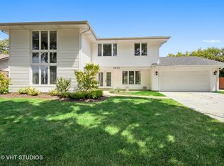 1531 Churchill Rd, Schaumburg, IL 60195