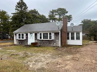 6 Elliott Dr, West Dennis, MA 02670
