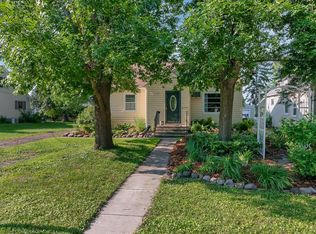 303 4th Ave NE, Cambridge, MN 55008