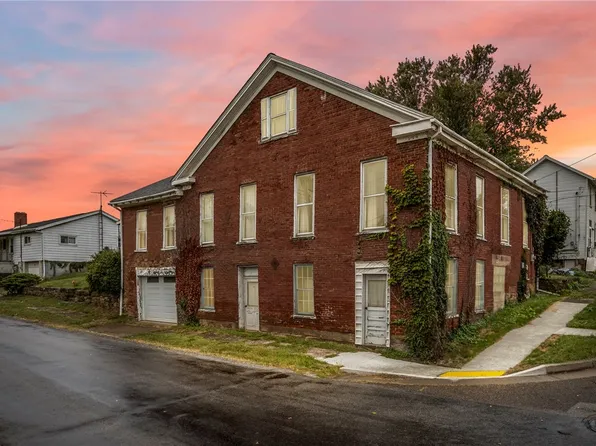 470 Main St, Hookstown, PA 15050
