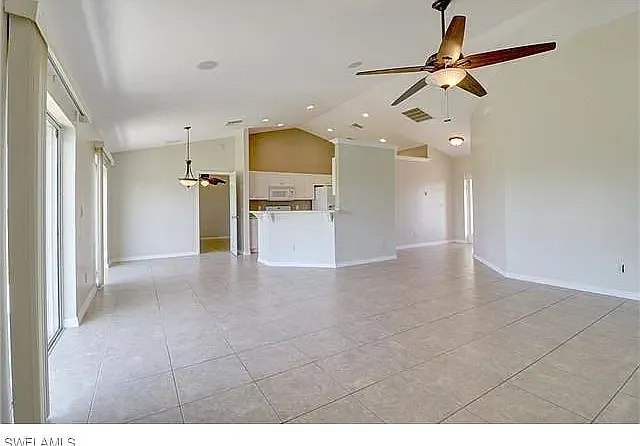 469 Rayford St — Photo 13