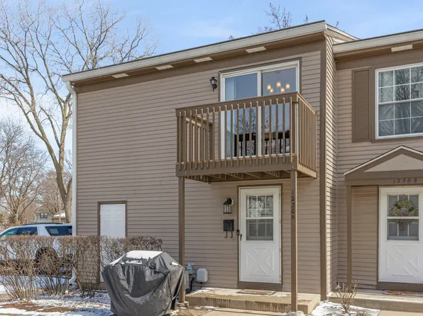 1230 Bunker Hill Ct APT A, Wheaton, IL 60189