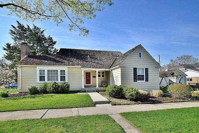1st image of 800 S Catherine Ave