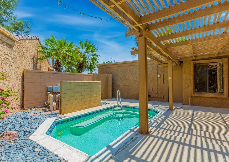 2nd image of 44651 Monaco Cir
