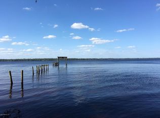 1769 Lakeshore Dr N, Fleming Island, FL 32003