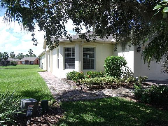 3rd image of 528 Via Veneto Ct