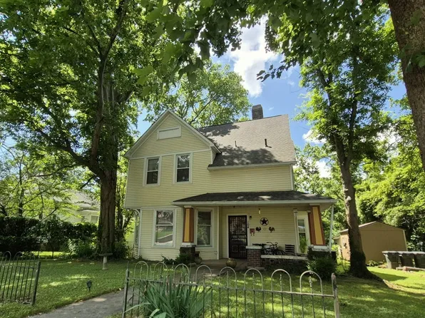 104 2nd Ave, Columbia, TN 38401