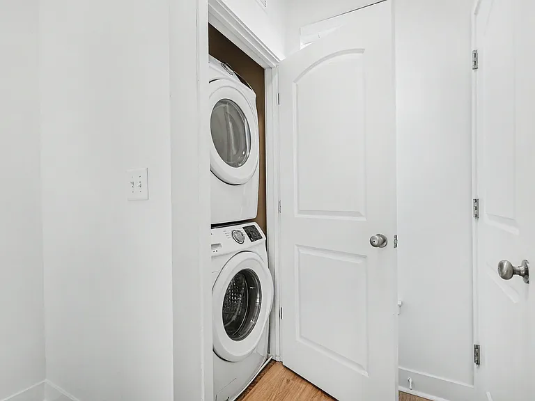 1032 Skyline View Way — Photo 18