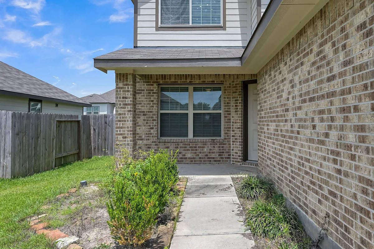Building Photo - 11130 N Lake Mist Ln