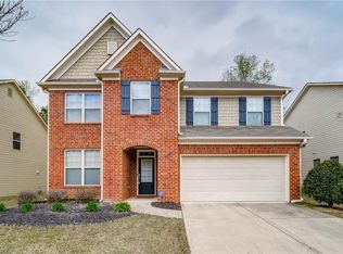 3513 Fallen Oak Dr, Buford, GA 30519