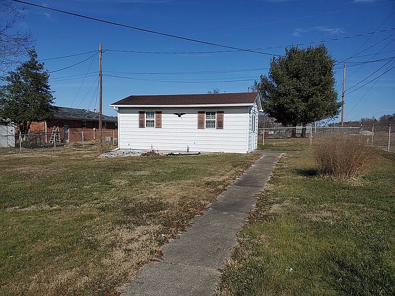 3rd image of 599 Legrande Blvd