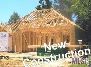 29870 Range Rd, Livingston, LA 70754