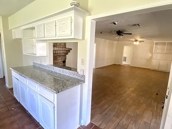 5th image of 3846 Skylark Way