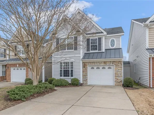 1023 Silver Charm Cir, Suffolk, VA 23435