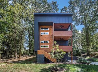 910 Fleetwood Cir SW, Atlanta, GA 30311