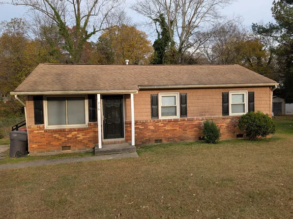 216 Lakeside Ave, Davidson, NC 28036