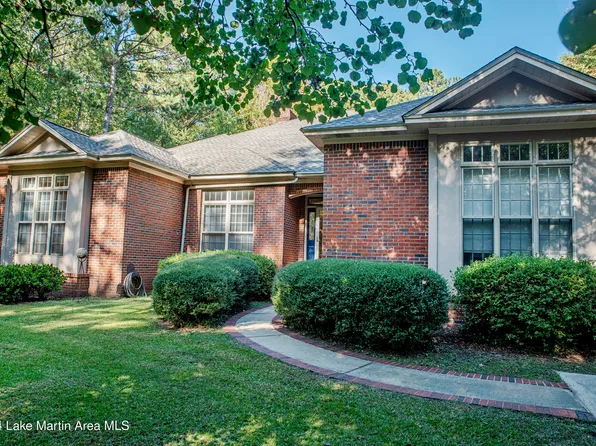 50 Woodway Way, Alexander City, AL 35010
