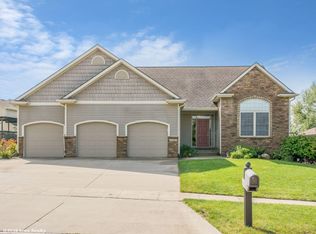 3203 SE 22nd St, Ankeny, IA 50021