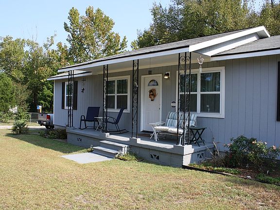 3rd image of 21 Huckabee St